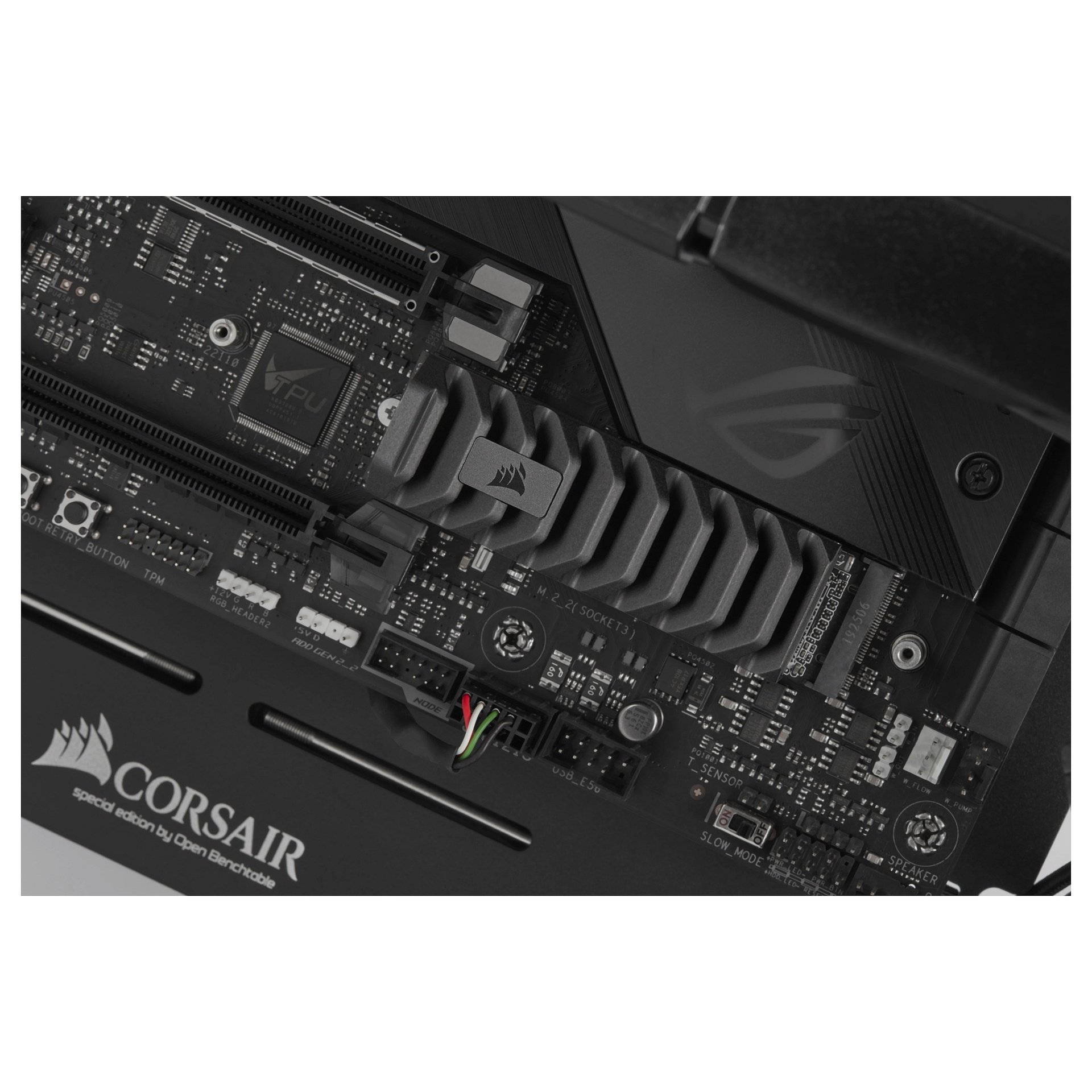Corsair MP600 PRO XT 2TB M.2 NVMe - CSSD-F2000GBMP600PXT